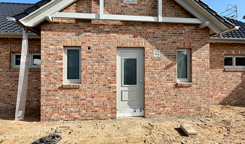 Hochwertige Bungalow-Haushälfte mit EBK & Sauna - attraktive, ruhige Lage von Barum