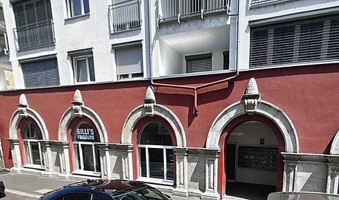 Möblierte, helle und lichtdurchflutete 2-Zimmer-Wohnung in begehrter Altstadtlage