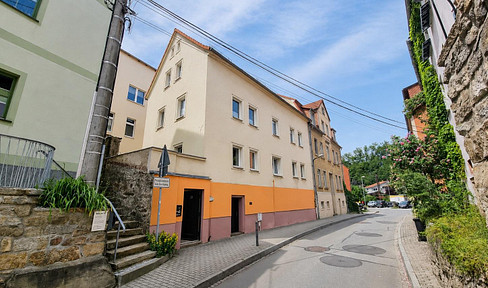 No fees: Move in yourself or rent it out - Multi-family house with three units.