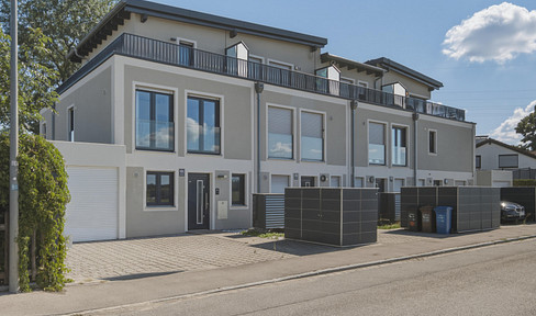 Modernes KfW55 Haus von 2020 mit Dachterrasse & Küche in München-Untermenzing! Provisionsfrei!