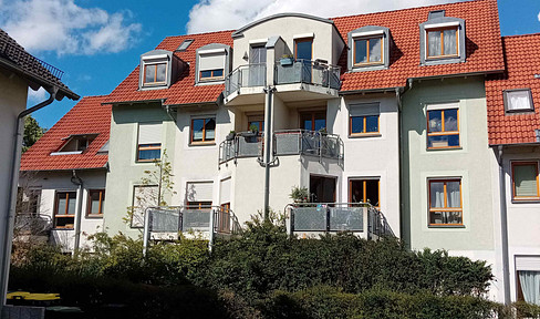 Schöne 2-Zi-ETW mit Studio und TG-Stellplatz in ER-Tennenlohe