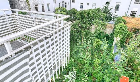 No more compromises! This apartment has everything.