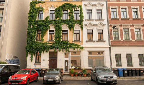 Provisionsfreie 2 Zimmer Wohnung in A-Lage, kernsaniert, 4,89 % Rendite