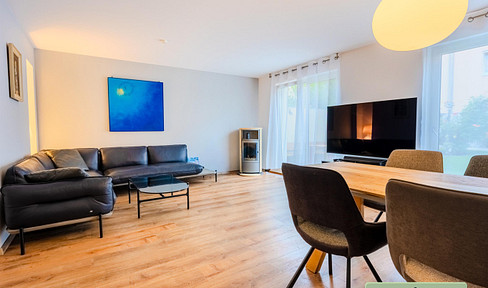 Located near Südstadtpark – a modern terraced house with a garden and rooftop terrace.