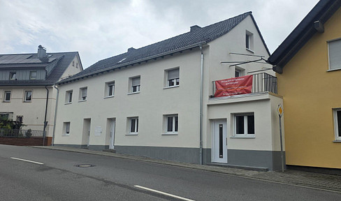 High-quality 3-room apartment with parking space.