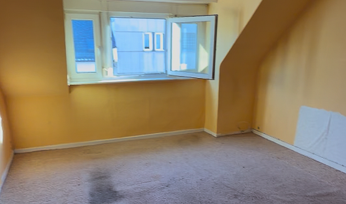 3-room penthouse apartment in Offenbach - 5 months rent-free, we cover the material costs.