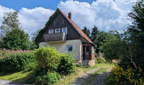 House of 97 square meters and a plot of land of 1200 square meters in Clausthal.