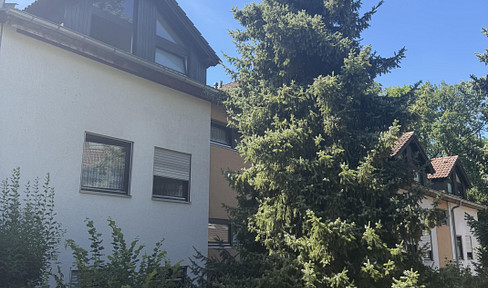 2 Zimmer Wohnung mit Stellplatz von privat