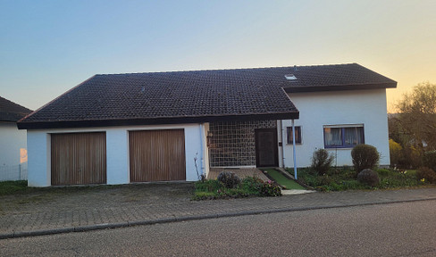 Großzügiges Einfamilienhaus in bevorzugter Wohnlage  von Bretten-Wanne