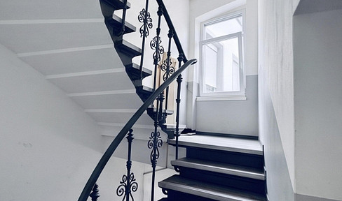 Immediately available, 80 m² 3-room apartment – suitable for a group of 3 people, and eligible for a special depreciation rate of 5.5% thanks to an expert assessment.