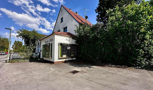 Einfamilienhaus mit 7 Zimmern in Germering als Arbeiterzimmer absolut zentral