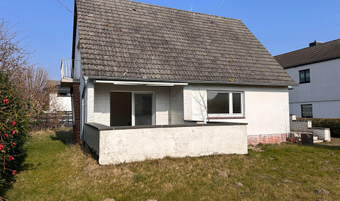 Spacious property – just a few minutes from the beach.