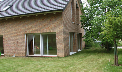 Zwei vielseitige Immobilien im Paket /  Einzelverkauf ist möglich!