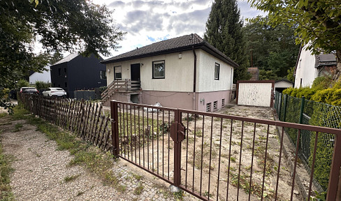 Hermsdorf: Freistehendes Einfamilienhaus auf 492 m² Grundstück mit Entwicklungspotenzial