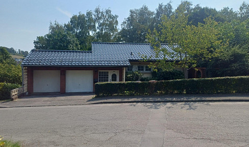 Detached single-family house in a prime location in Kürten, offered privately.