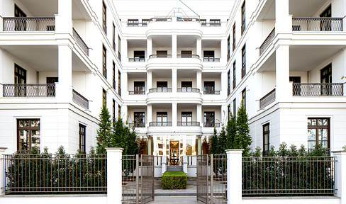 Luxury penthouse with a rooftop terrace, private elevator, and concierge service. Optionally furnished. No commission fees!
