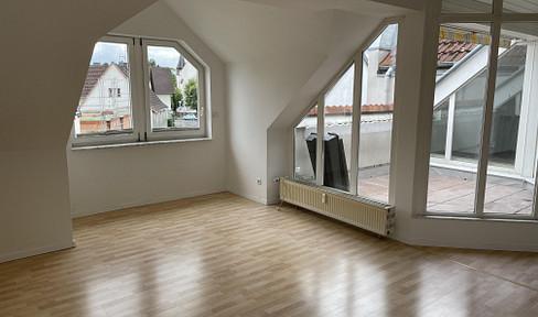 3.5-room maisonette apartment with a balcony.