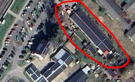 Offices, AI factory/data center with 600 kWp of power, residential unit, and commercial space located directly next to the train station.