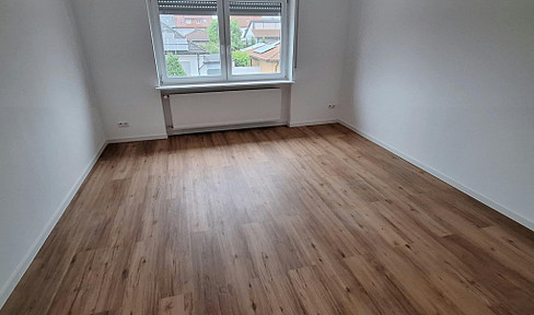 Newly renovated, bright 2-room apartment in Ketsch.