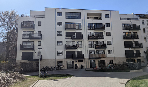 Rare Find! FIRST TIME FOR RENT. Ready to move-in, fully furnished in the heart of Kreuzberg