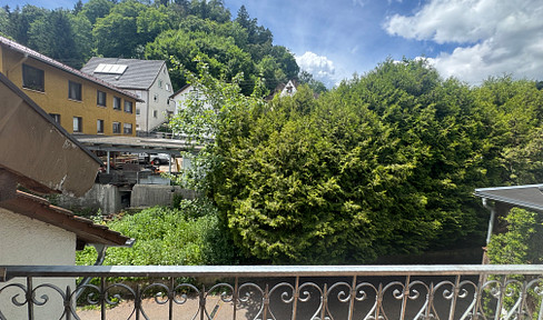 Grosse 4 Zimmer Wohnung - Mühringen