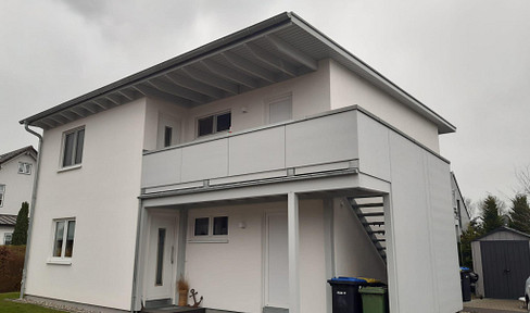 Rare find in the seaside resort of Nienhagen: bright apartment with balcony.