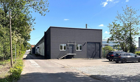 395 m² Office / Workshop / Storage / Showroom in Medienhafen, Düsseldorf.