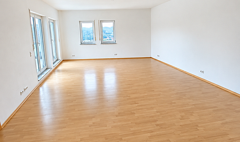 Großzügige 3-Zimmer-Wohnung mit 140 m², Dachterrasse & viel Raum in Bad Ems