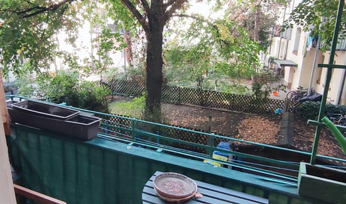 3-room apartment with balcony, 1st floor, South City.