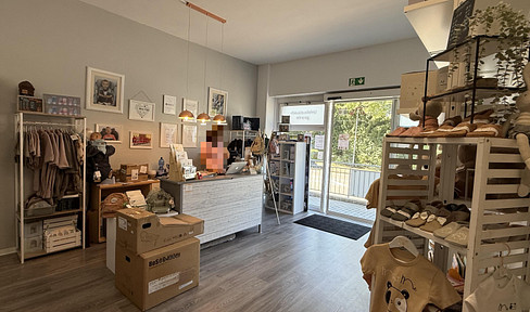 110 m² | €1,100 net | Office space | Expandable | Air-conditioned | Accessible | 3 parking spaces.