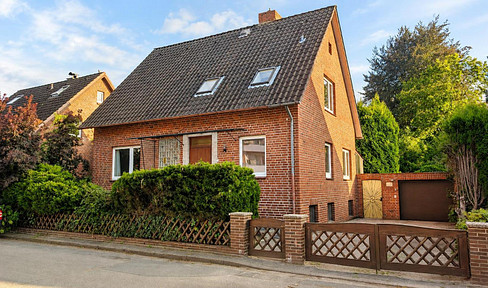 Where tranquility meets convenience – a detached house with a garden in Neu Hagen – no commission fees.