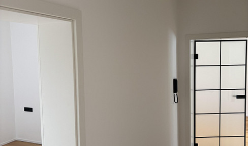Newly renovated 2-room apartment in the city center of Gerolzhofen, available for occupancy immediately.