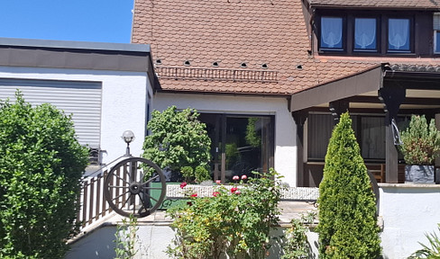 Exceptional semi-detached house for sale in Nuremberg, Eibach, no commission.