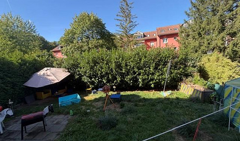 Schöne Erdgeschosswohnung mit Garten und Stellplatz