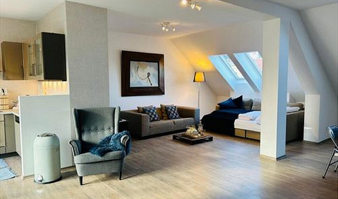 Private sale, no commission: Rooftop oasis with terrace in a quiet and desirable location in Währing (negotiable price).