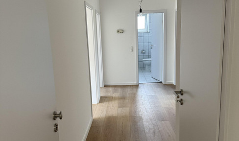 Newly renovated 3-room apartment with parking space in Bendorf.