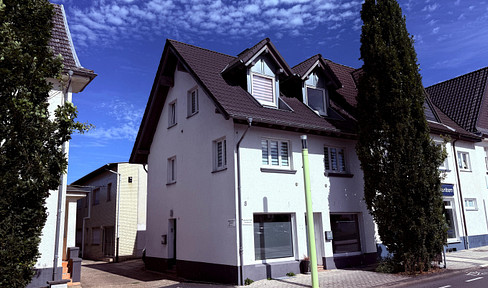 Wohn- und Geschäftshaus in zentraler Lage von Lohmar