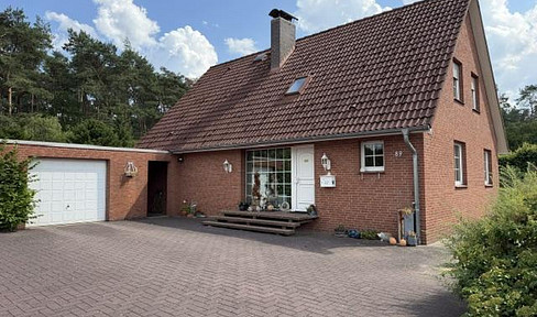 Einfamilienhaus mit großem Grundstück in Honerdingen