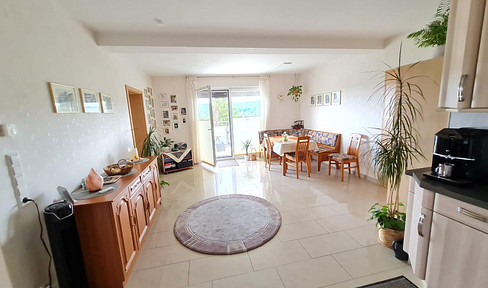 4-room apartment - Experience a vacation-like living experience in the private park Römerweg.