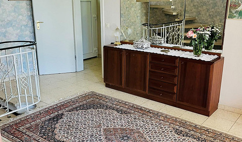 Haus mit Potenzial für zwei Wohneinheiten in Köln Flittard
