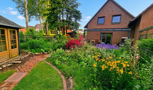 von PRIVAT: Familienfreundliches Haus in Bordesholm (DHH)