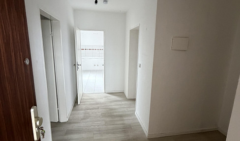 2-Zimmer-Wohnung (63m²) mit Balkon und guter Verkehrsanbindung