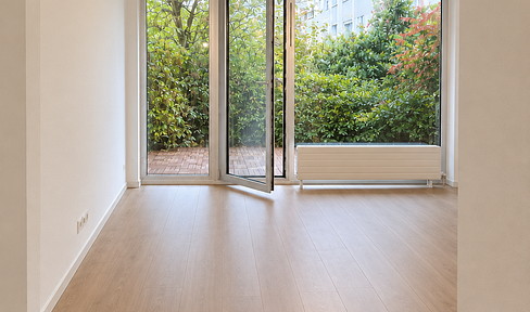 Sanierte 2-Zimmer-Wohnung mit Terrasse, neuer Küche und TG-Stellplatz