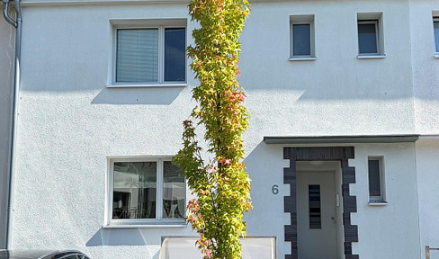 "Evergreen..." The classic choice – requiring minimal effort, simply move in and feel comfortable.