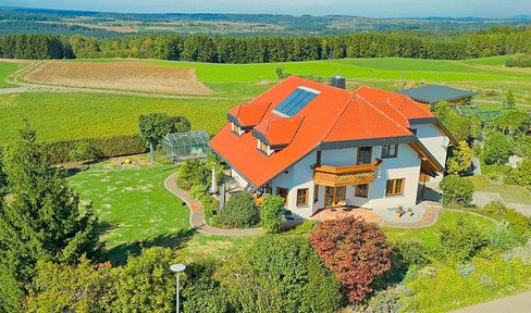 Repräsentatives A+ Landhaus mit ELW auf parkähnlichem Grundstück