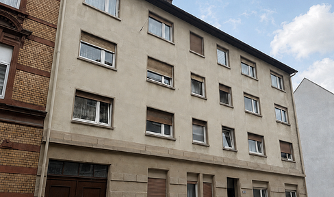 2-Zimmerwohnung in zentraler Lage mit EBK