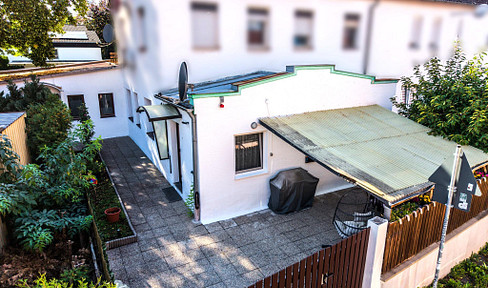 Zwei Wohneinheiten, ein besonderes Zuhause – ca. 160 m² mit großer Terrasse