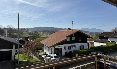 2-room apartment with mountain views in Bad Endorf.