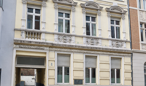 Helle 2-Zimmer-Wohnung mit offener Wohnküche