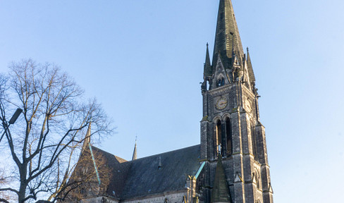 Quiet two-room apartment in a popular area of Berlin, Kreuzberg.